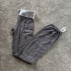 Lululemon pants